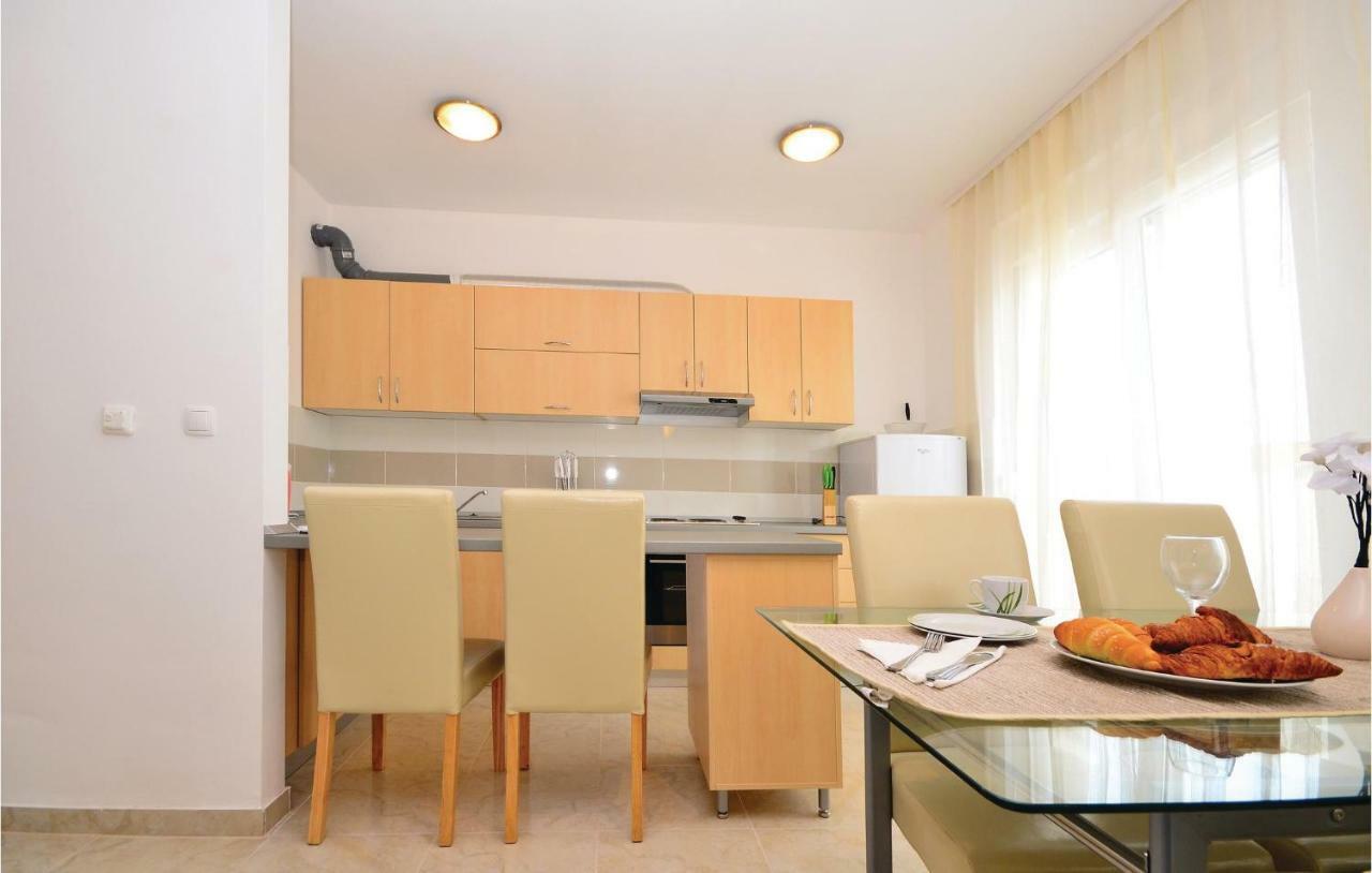 Apartment Mlasina-6 By Interhome Nin Exteriör bild